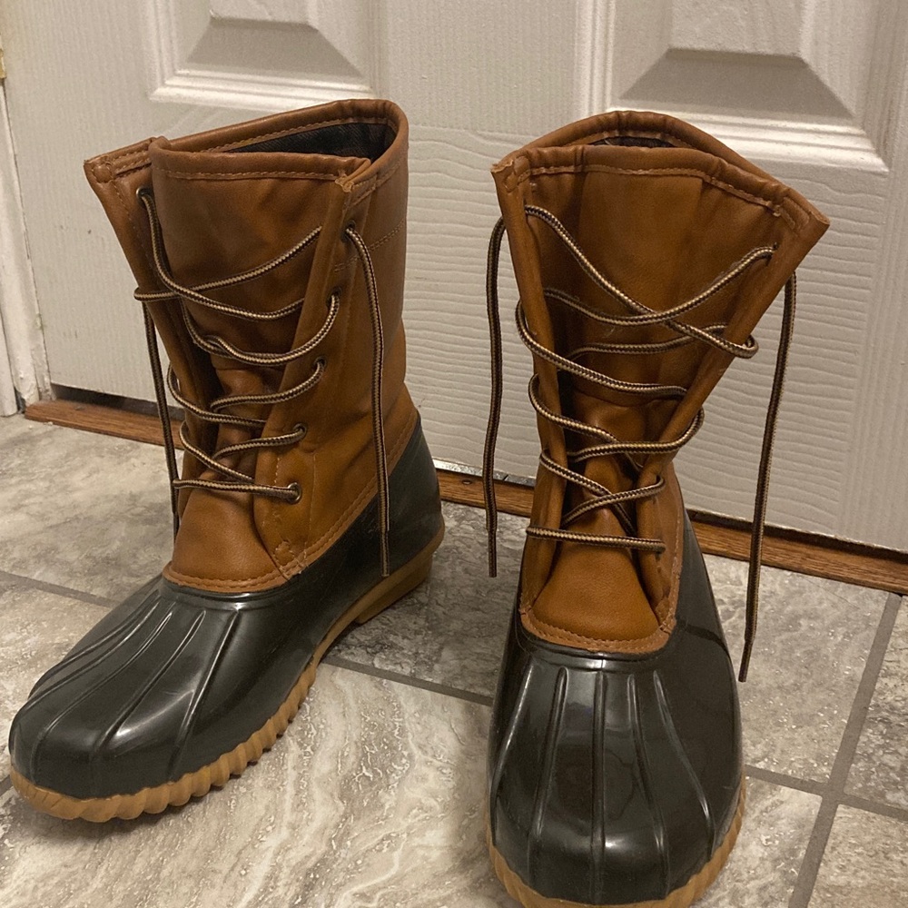 Sporto The Original Duck Boot Sz 8M